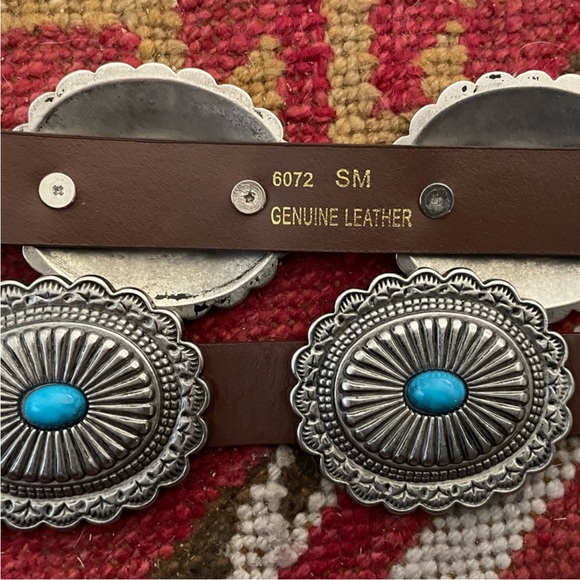Shyanne Leather Silver-tone Faux Turquoise Concho Boho Belt Boot Barn S/M EUC main image 9